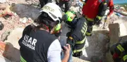 Colombia rescata a menor de 11 años en La Guaira: 63 rescatistas y 4 perros