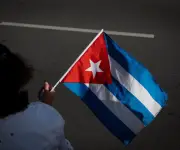Cuba suspende pagos con Visa y Mastercard por sanciones de EE.UU.