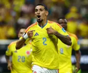 Daniel Muñoz sorprende y lidera la tabla goleadora de Colombia en el Mundial 2026