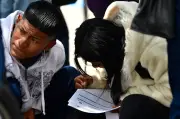 Desempleo en Colombia baja a 8% en mayo, menor nivel desde 2001