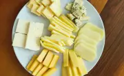 Diferencia entre queso mozzarella, campesino y doble crema: ¿cuál elegir?