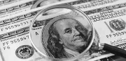 Dólar en Colombia cae 120 pesos tras elecciones; bolsa sube 3,57%
