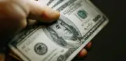 Dólar mantendrá alta volatilidad en Colombia pese a fortaleza del peso, advierte Bancolombia