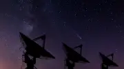 El misterio de las señales cósmicas resuelto: enanas blancas y estrellas compañeras