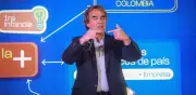 Fajardo presenta decálogo del millón de votos: fin a la paz total y no a constituyente