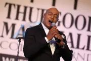 Fallece el cantante Peabo Bryson, voz de clásicos Disney
