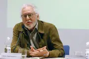 Héctor Abad Faciolince anuncia nueva novela 'Olvídate de tu nombre'