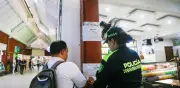 Incautan licor adulterado en Terminal de Transporte de Soledad: cierran local