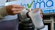 Invima alerta por venta ilegal de creatina Dymatize en Colombia