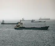 Irán refuerza control sobre estrecho de Ormuz antes de negociaciones clave