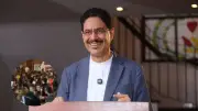 Iván Cepeda desbloquea a Teleantioquia tras queja por censura en X