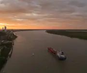 Llega a Paraguay nueva draga donada por Japón para fortalecer navegación
