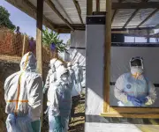 OMS lanza plan de 518 millones de dólares contra el ébola