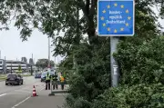 Parlamento Europeo aprueba reforma migratoria estricta con centros de retorno