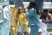 Periodista deja todo por foto con Shakira en el Mundial 2026