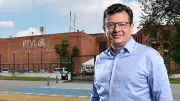 Procuraduría investiga a Hollman Morris por presunta participación en política