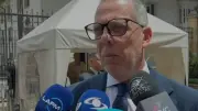 Procuraduría suspende provisionalmente al embajador Alfredo Saade