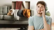 Psicología detrás de la silla con ropa: ¿desorden o estrés?