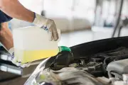Refrigerante rojo vs verde: diferencias clave para tu motor