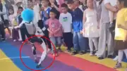 Robot humanoide golpea a un niño durante espectáculo en China