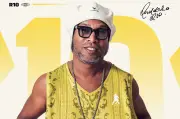 Ronaldinho lanza 'Camisa 10', su álbum musical con 44 artistas