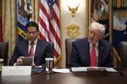 Salud de Trump en debate: demócratas lo acusan de dormirse en reuniones clave