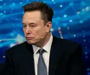 SpaceX extiende caída en bolsa tras récord de OPI; volatilidad persiste