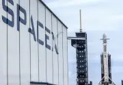 SpaceX supera brevemente a Amazon y roza los 3 billones en bolsa