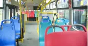 TransMilenio incorpora sillas aguamarina para cuidadores en Bogotá