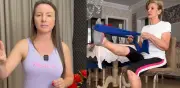 Tres ejercicios de pilates en casa para aliviar el dolor de rodillas, según experta