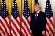 Trump felicita a De la Espriella y respalda su candidatura en Colombia