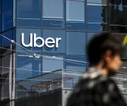 Uber elimina 23% de empleos en su división de recursos humanos