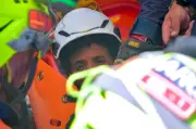 Ungrd confirma rescate con vida de niño colombiano en terremotos de Venezuela
