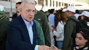Uribe respalda a De La Espriella y pide no ser apartado de la lucha política