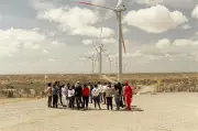 Wayúu buscan ser socios en proyectos eólicos de La Guajira
