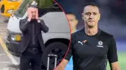 Wilmar Roldán cambia llanta de su auto en parqueadero y se vuelve viral