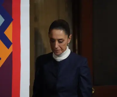 Aprobación de Sheinbaum cae a 49% por presión inflacionaria en México