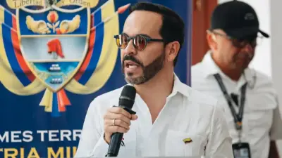 De La Espriella critica al Gobierno Petro y promete fin de intermediación