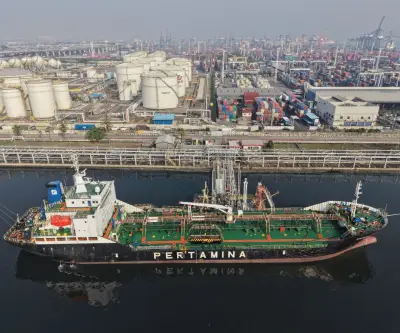 Gasolina sube en AL por tensión en Medio Oriente en 2026