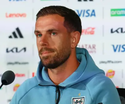 Jordan Henderson se pierde el resto del Mundial por lesión en el brazo