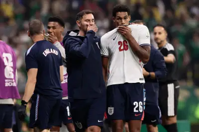 Polémica en Inglaterra por expulsión de Quansah: exigen mismo trato que a Balogun