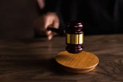 ¿Qué hacer si una ley viola tus derechos constitucionales?