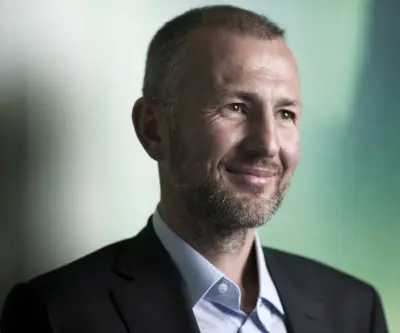 The Economist entrevista a oligarca ruso Melnichenko sobre guerra en Ucrania