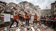 22 rescatistas antioqueños regresan a Medellín tras misión en Venezuela