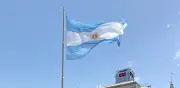 Argentina asegura tener fondos para pagar deuda de 19.000 millones de dólares