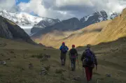 Circuito Huayhuash: guía completa del trekking en Perú