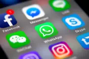 Comisión Europea acusa a Instagram y Facebook de diseño adictivo