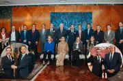 De la Espriella se reúne con EE. UU., Japón y el Banco de la República