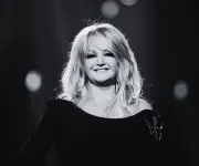 Fallece Bonnie Tyler, icónica cantante de 'Total Eclipse of the Heart', a los 75 años