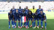 Francia pide anular amarilla a Olise para evitar suspensión en semifinales